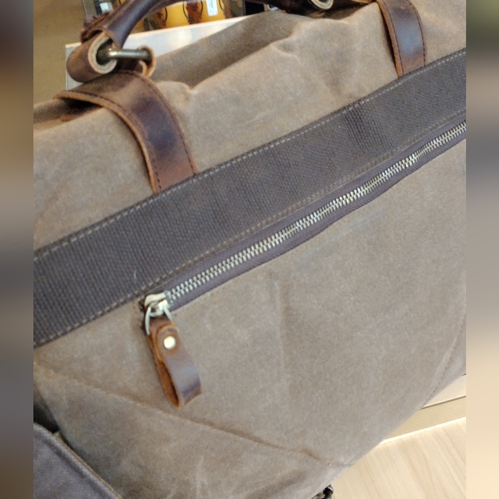 Newhey Vintage Brown Canvas Messenger Bag - Picture 10 of 10